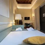 Veronica Suite, Historic Centre Piazza Venezia * 罗马
