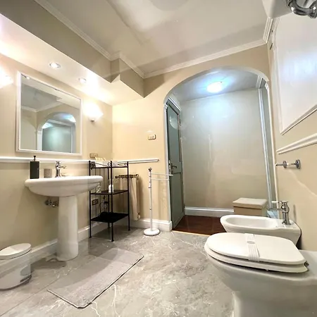 Veronica Suite, Historic Centre Piazza Venezia