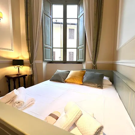 Apartment Veronica Suite, Historic Centre Piazza Venezia *