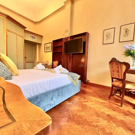 Apartment Veronica Suite, Historic Centre Piazza Venezia *