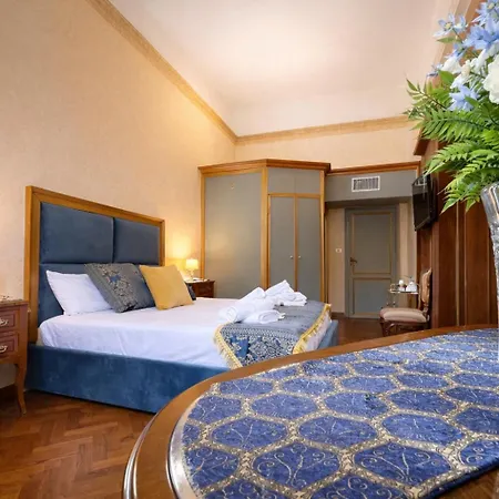 דירה Veronica Suite, Terrace Exclusive Historic Centre Piazza Venezia רומא
