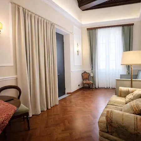 Veronica Suite, Terrace Exclusive Historic Centre Piazza Venezia