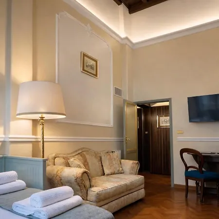Veronica Suite, Terrace Exclusive Historic Centre Piazza Venezia Rome