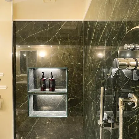 Veronica Suite, Terrace Exclusive Historic Centre Piazza Venezia Rome