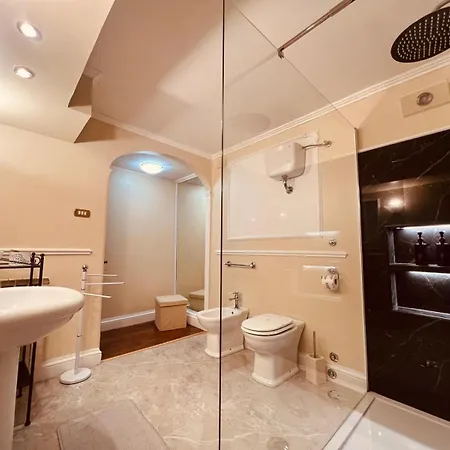 Veronica Suite, Terrace Exclusive Historic Centre Piazza Venezia דירה *