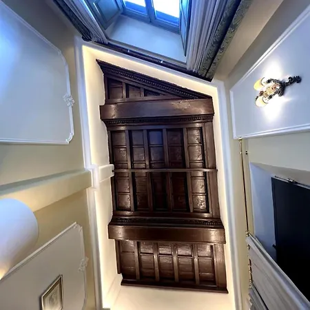 Veronica Suite, Terrace Exclusive Historic Centre Piazza Venezia 公寓 *