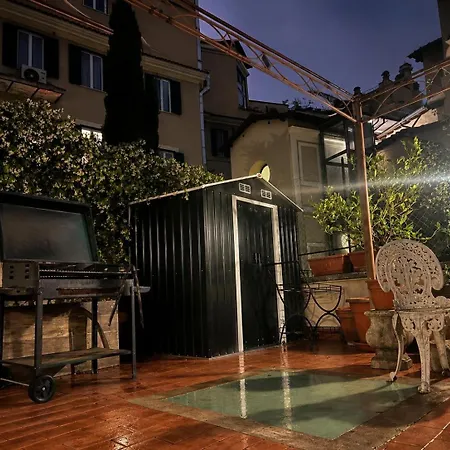 Apartment Veronica Suite, Terrace Exclusive Historic Centre Piazza Venezia *