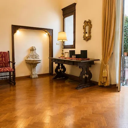 Veronica Suite, Terrace Exclusive Historic Centre Piazza Venezia *