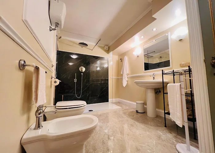 Veronica Suite, Historic Centre Piazza Venezia アパート ローマ